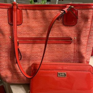 Coach purse and wallet